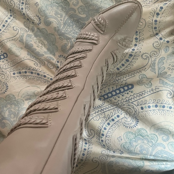 Thakoon knee high boots. Sz 39.5EU (8.5/9US) Dove grey/light beige, lightly worn - Picture 7 of 9